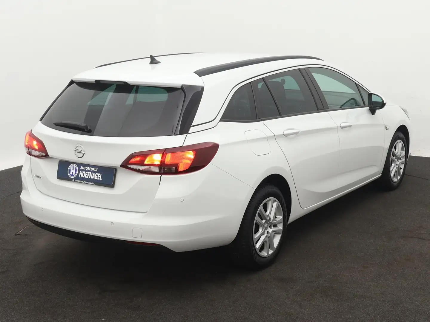Opel Astra Sports Tourer 1.0 Business+ Parkeersensoren | Navi Biały - 2