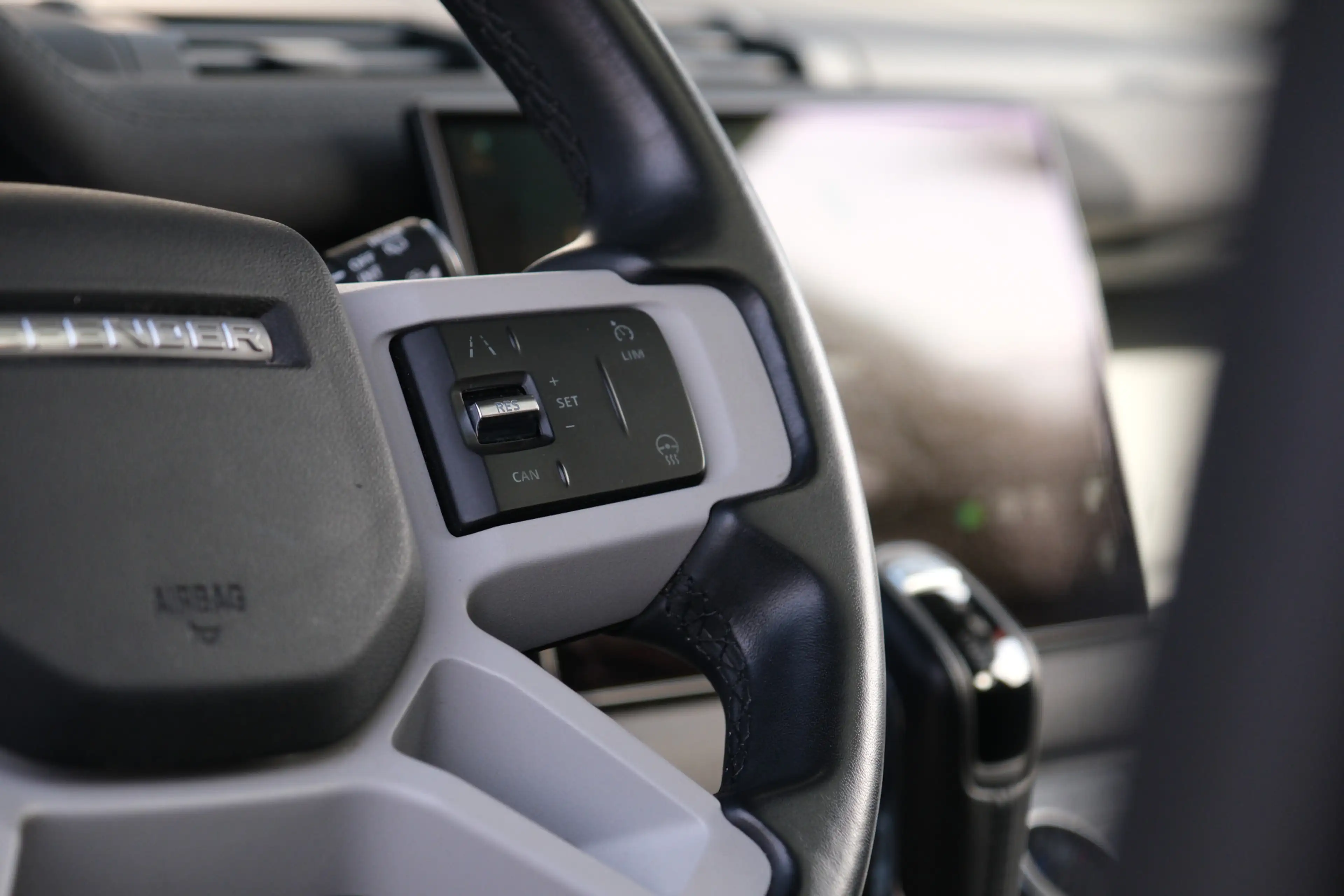 Land Rover Defender 110 2.0 P400e 110 XS | Koelkast | Cold Climate Pac — photo 26