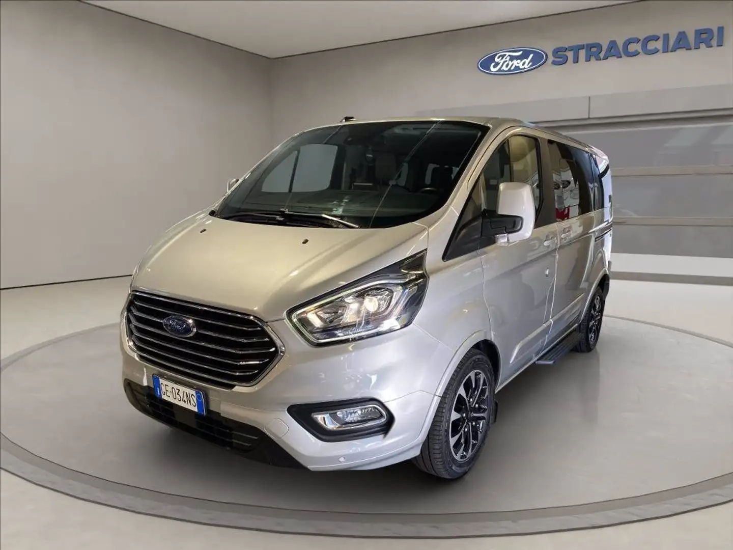 Ford Tourneo Custom 320 2.0 tdci 130cv Titanium L1H1 auto E6.2 Grigio - 1