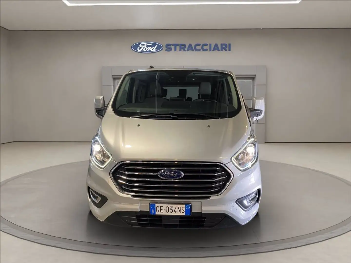 Ford Tourneo Custom 320 2.0 tdci 130cv Titanium L1H1 auto E6.2 Grigio - 2