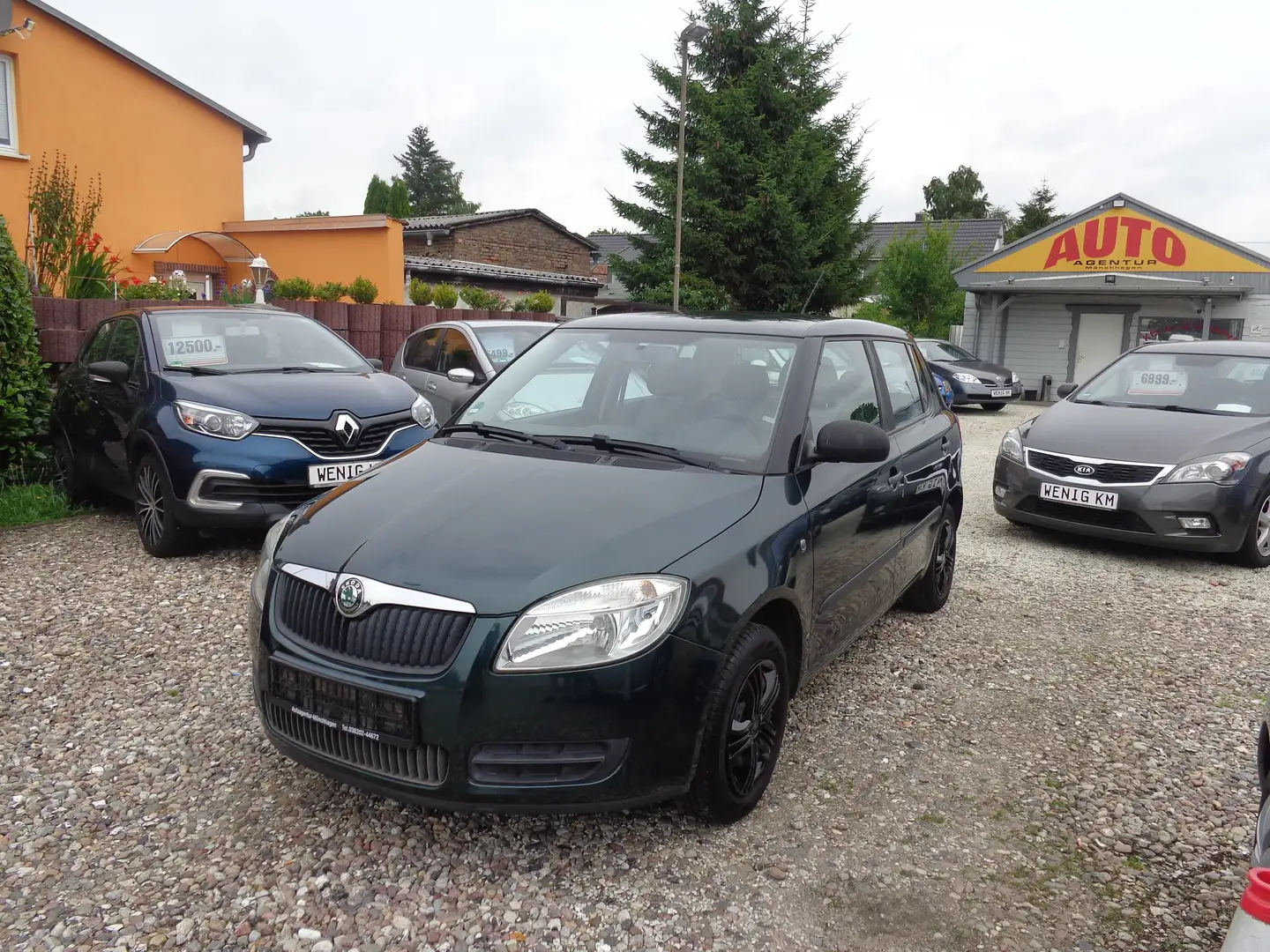 Skoda Fabia 1.2 HTP COOL Edition Grün - 2