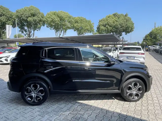 Citroen C3 Aircross view 4