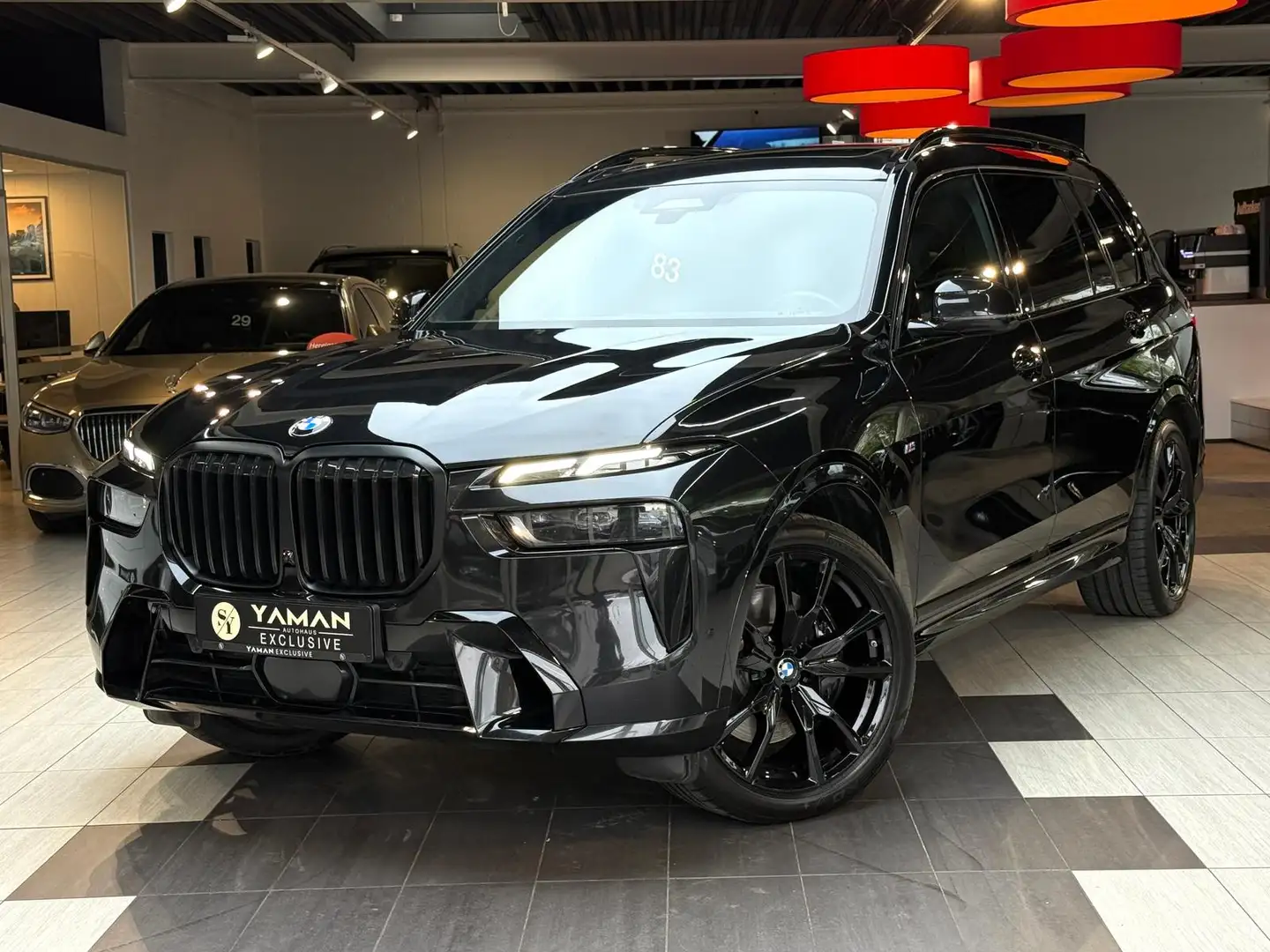 BMW X7 xD 40 d M Sport Pro*Pano-Sky*StHzg*7-Sitz*H&K Чёрный - 1