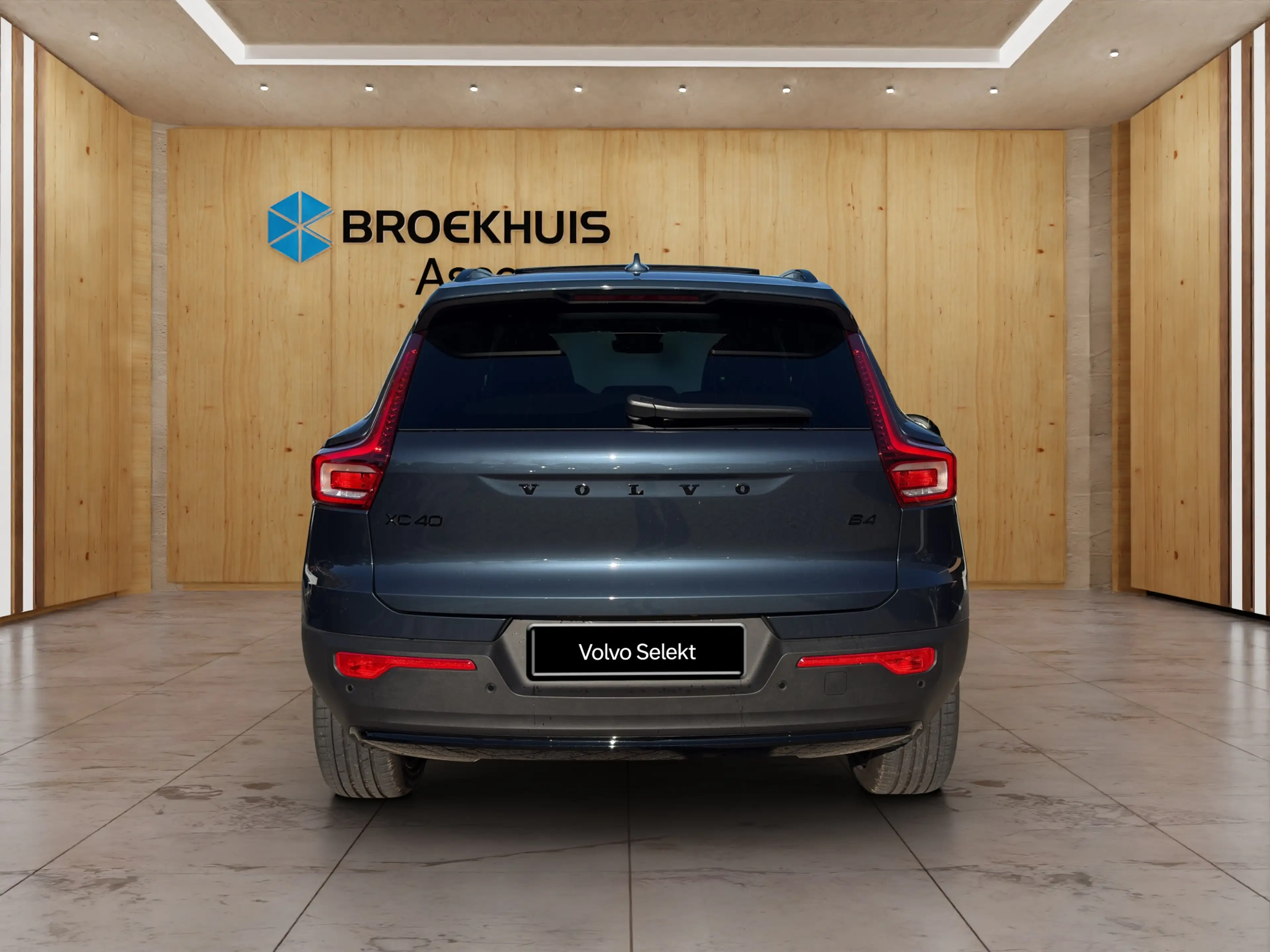 Volvo XC40 2.0 B4 Plus Black Edition | Trekhaak | Panoramadak — photo 5