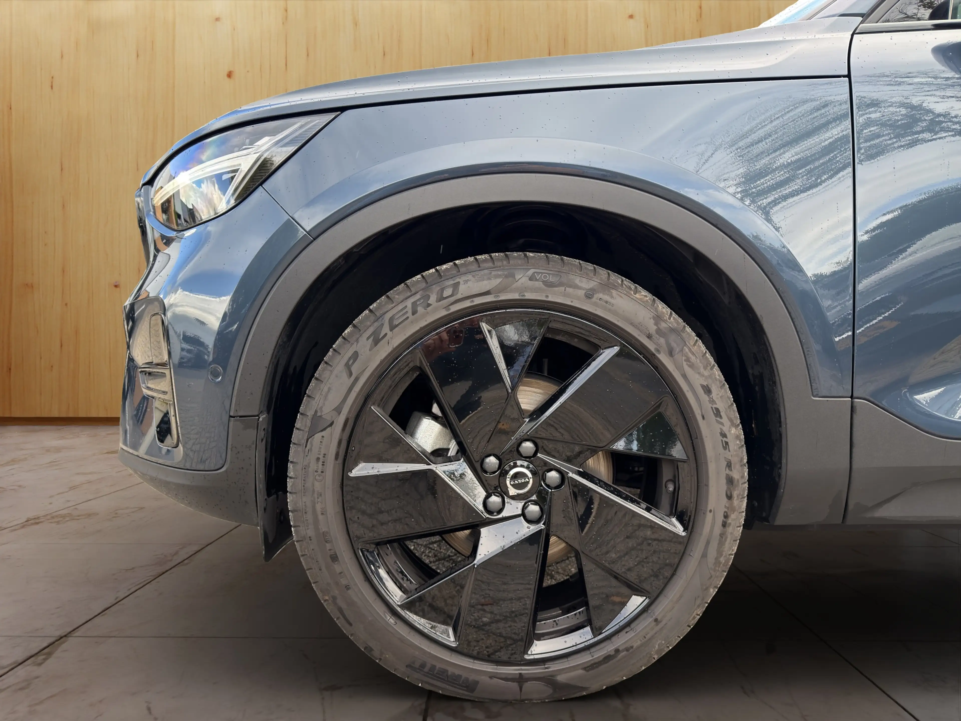 Volvo XC40 2.0 B4 Plus Black Edition | Trekhaak | Panoramadak — photo 6