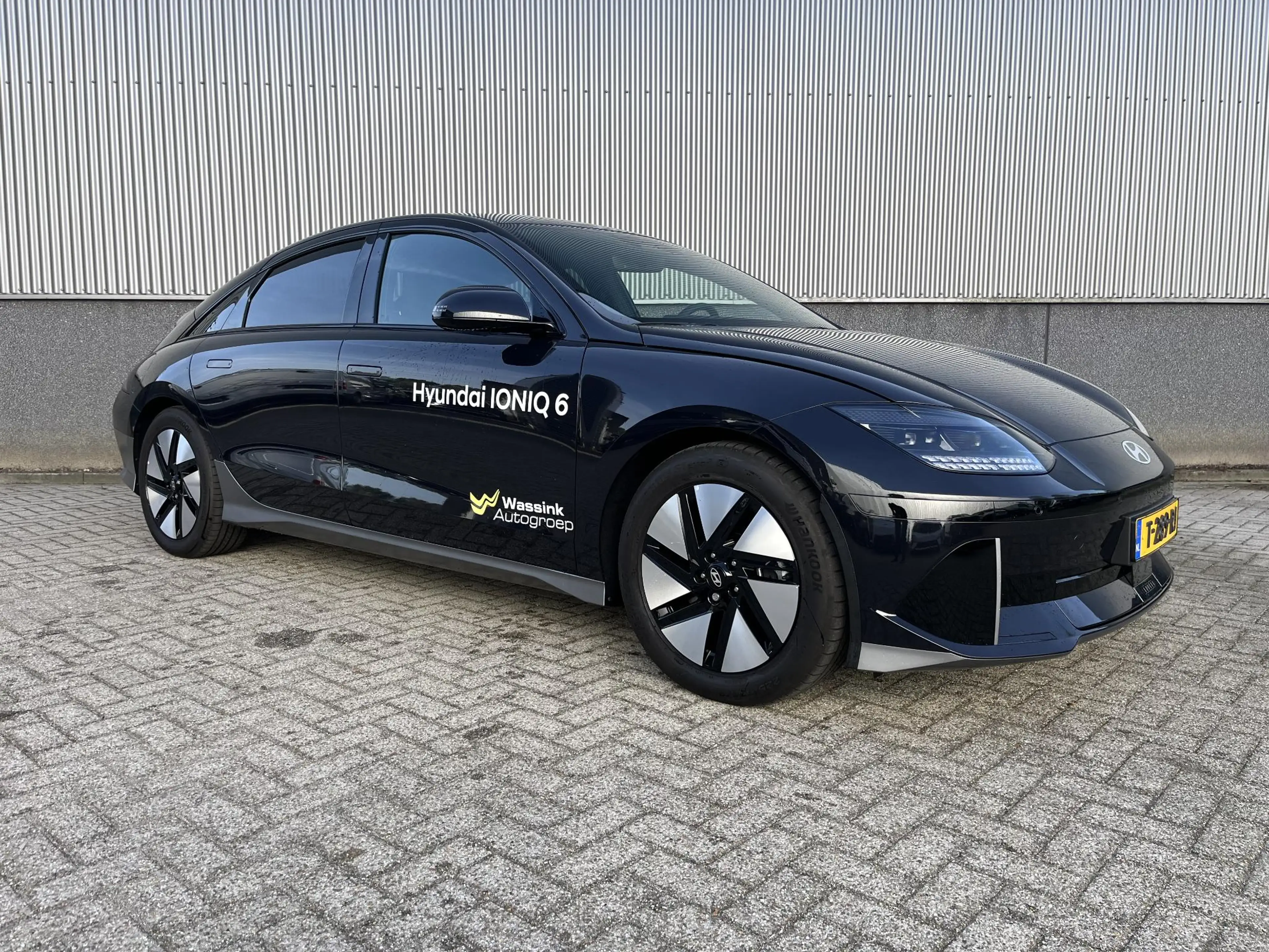 Hyundai IONIQ 6 77,4 kWh 229pk RWD Connect | DEMO — photo 3
