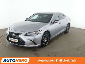ES 300h Business Aut.*NAVI*LED*TEMPO*CAM*PDC*SHZ*