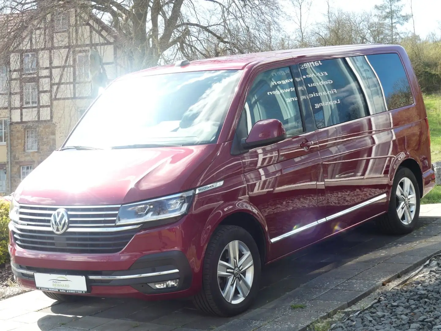Volkswagen T6 Multivan 4Motion 2.0TDI  Navi Sitzheizung PDC Rouge - 2