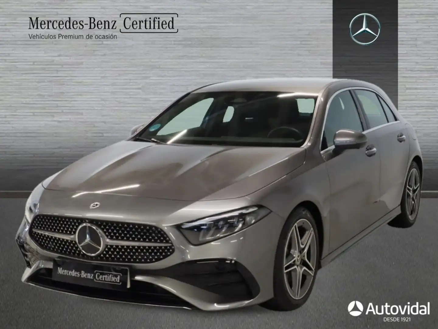 Mercedes-Benz A 180 -CLASS D DCT 116 5P Gris - 1
