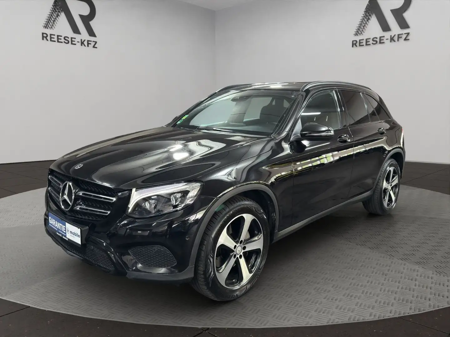 Mercedes-Benz GLC 250 4Matic AMG-Line Kam LED SHZ Schwarz - 1