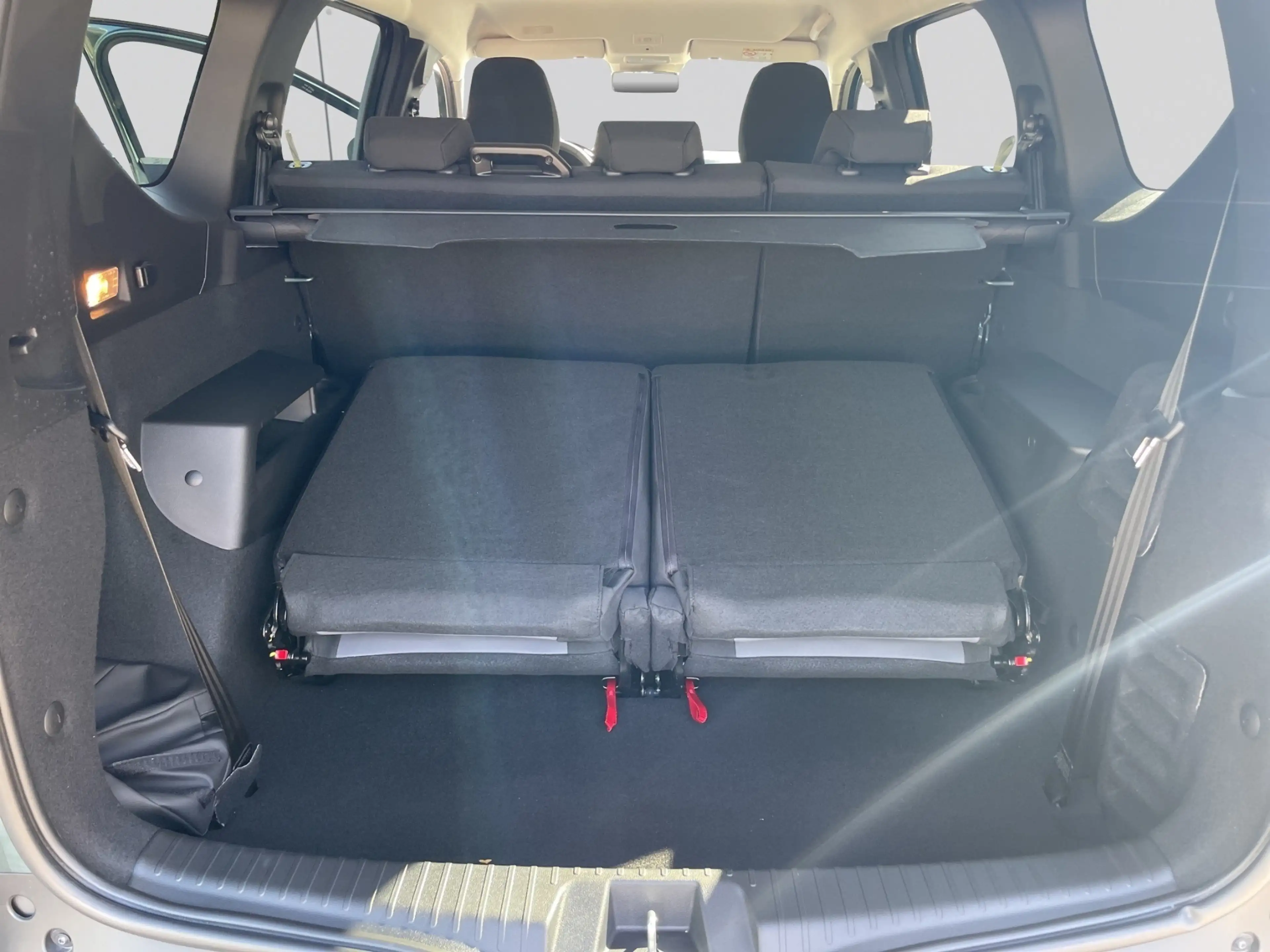 Dacia Jogger Extreme+ ECO-G 100 7-Sitzer*NAVI* — photo 12