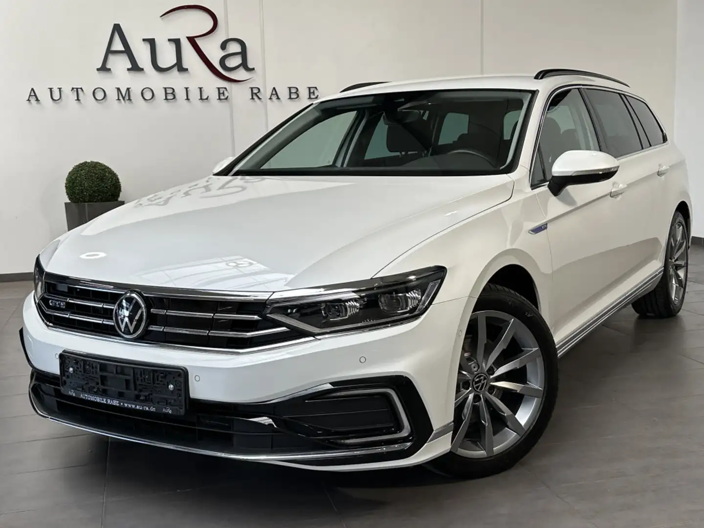 Volkswagen Passat Variant GTE R-Line NAV+LED+360°+ACC+18ZO Weiß - 2