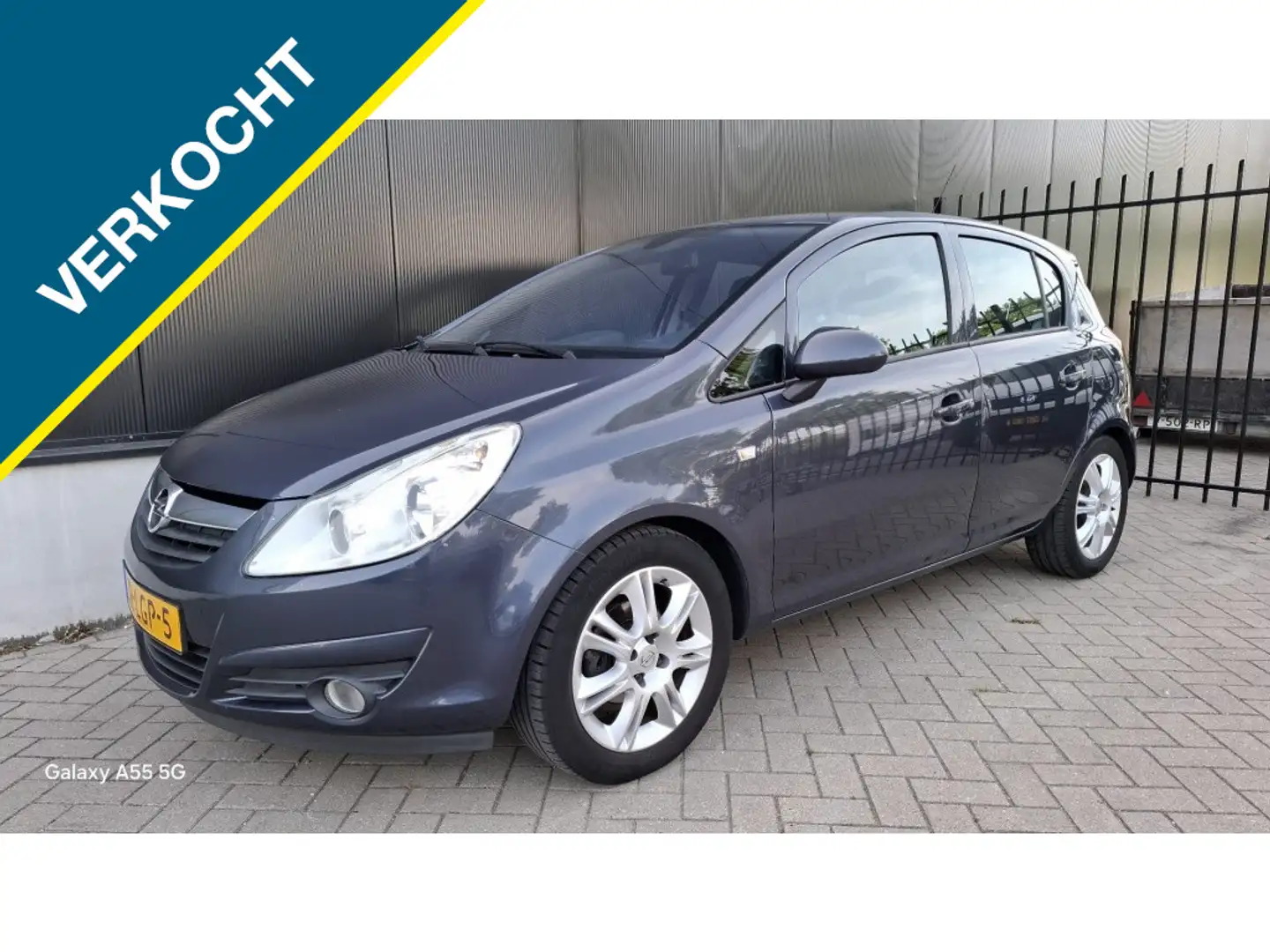 Opel Corsa VERKOCHT 1Eig NAP Cruise ECC 1.4-16V Cosmo Blauw - 1
