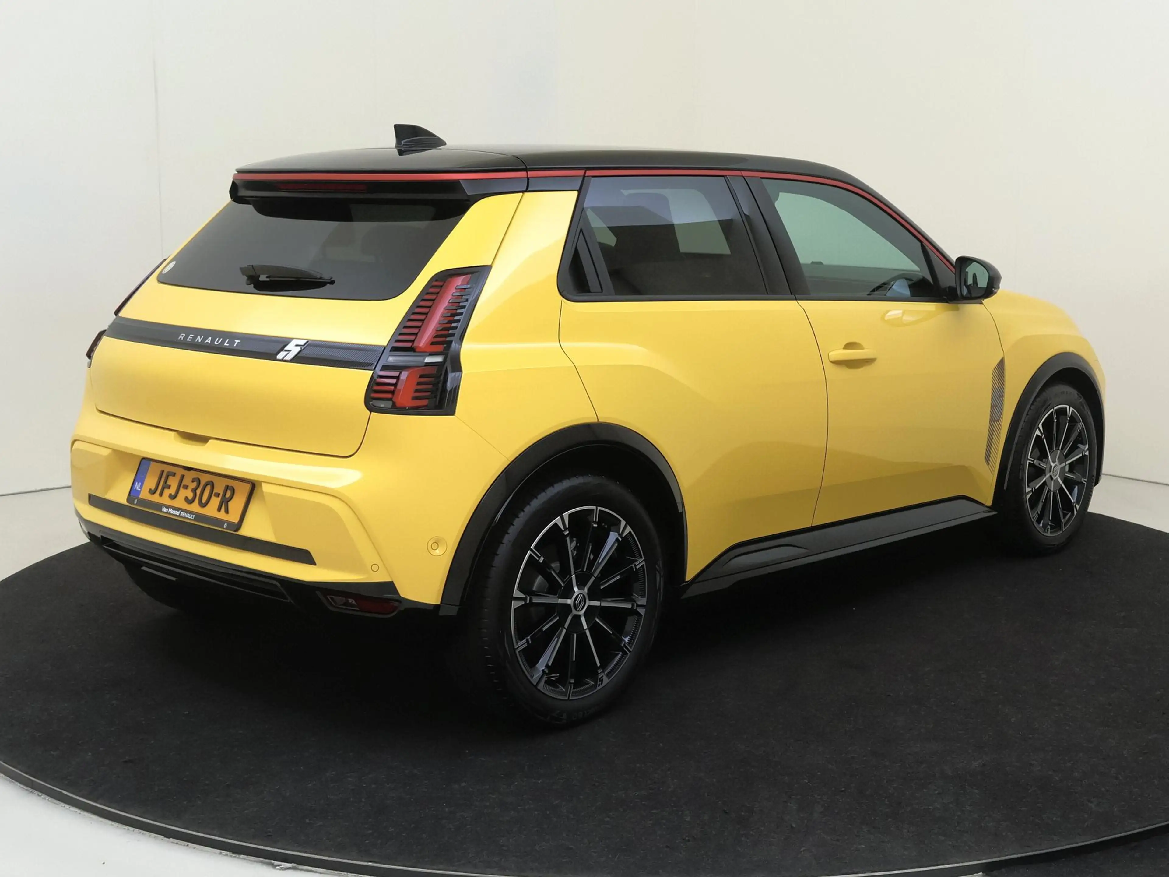 Renault R 5 comfort range iconic cinq 52 kWh 150 PK | Navigati — photo 4