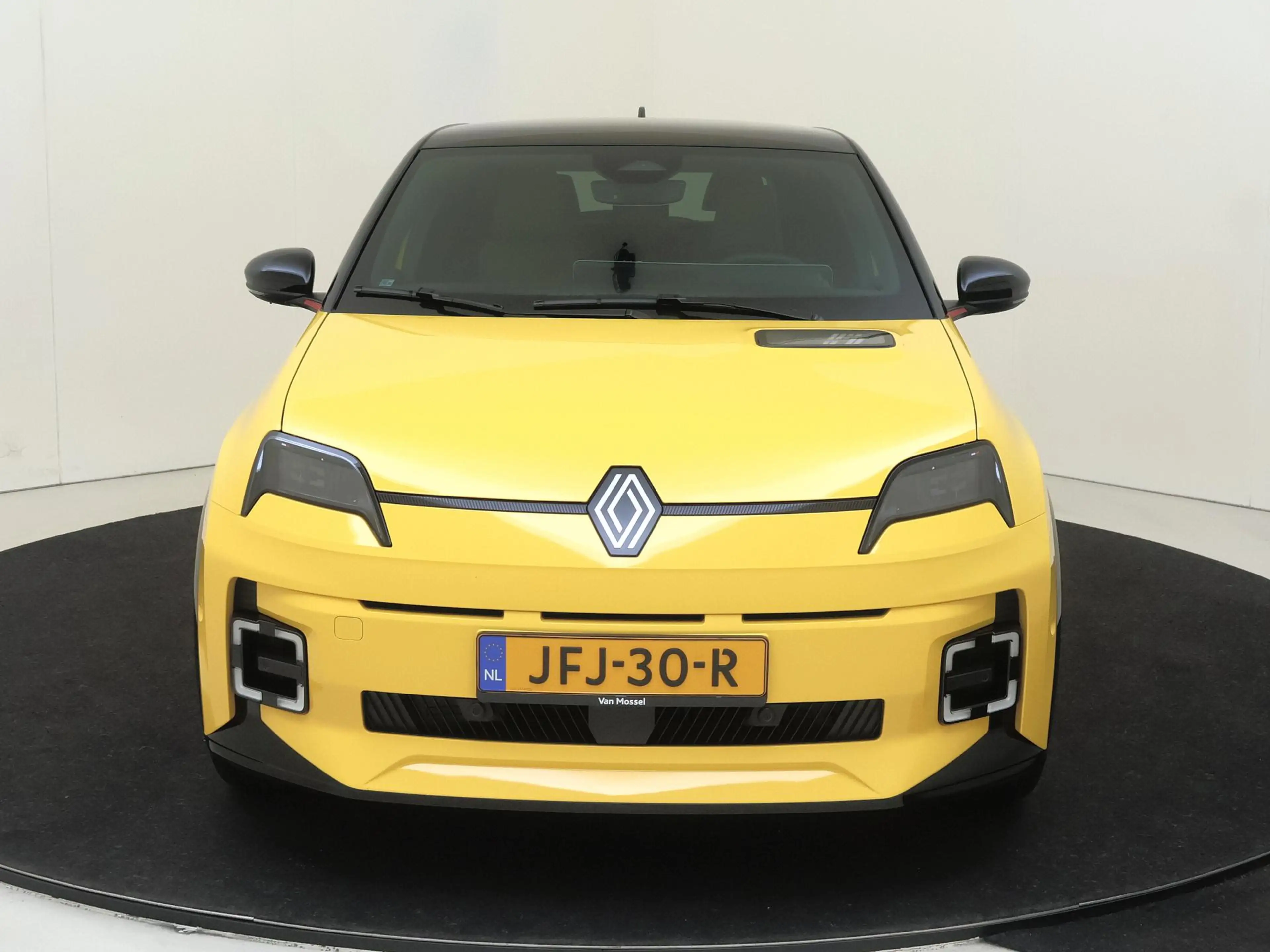 Renault R 5 comfort range iconic cinq 52 kWh 150 PK | Navigati — photo 6