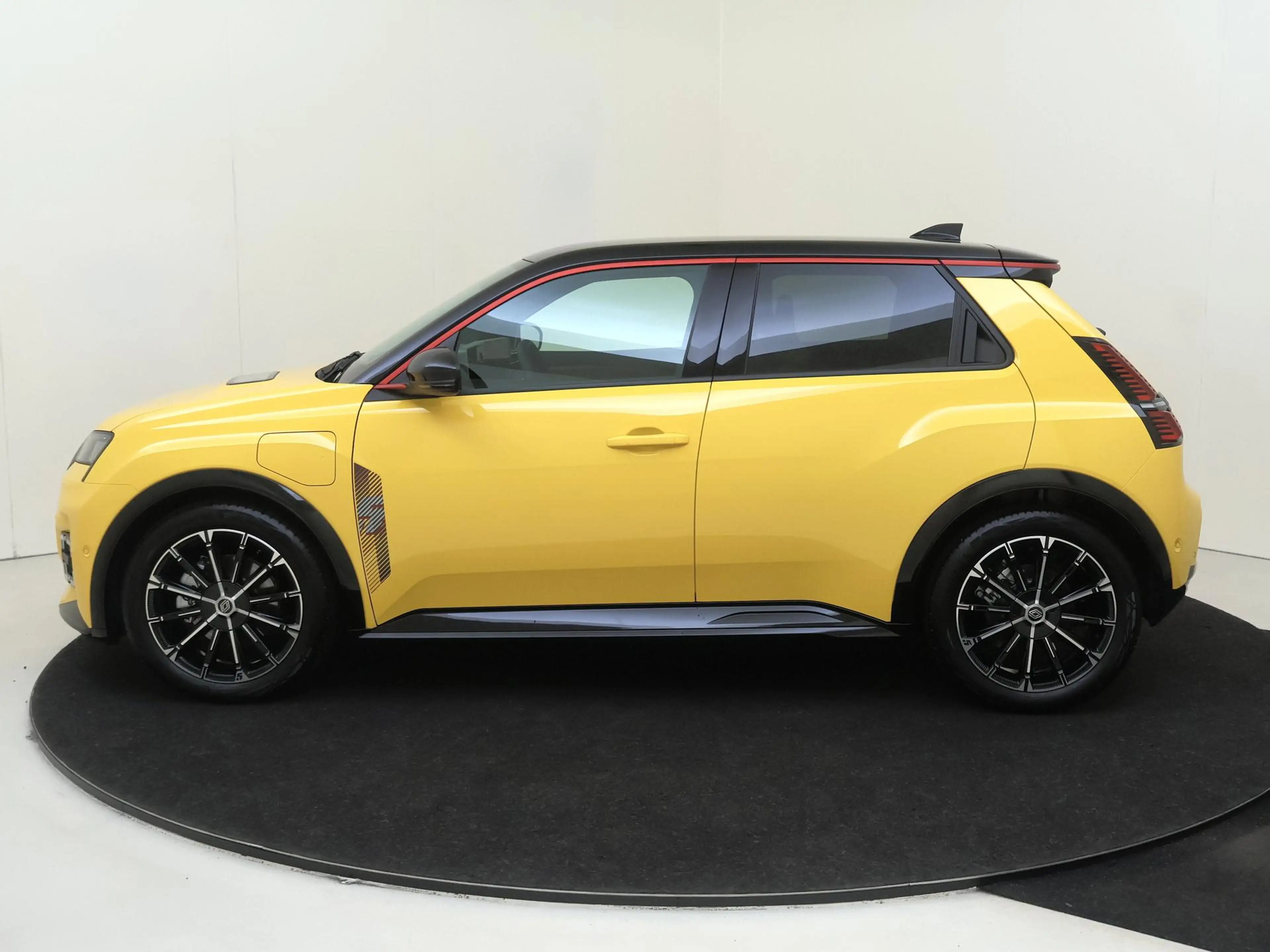 Renault R 5 comfort range iconic cinq 52 kWh 150 PK | Navigati — photo 8