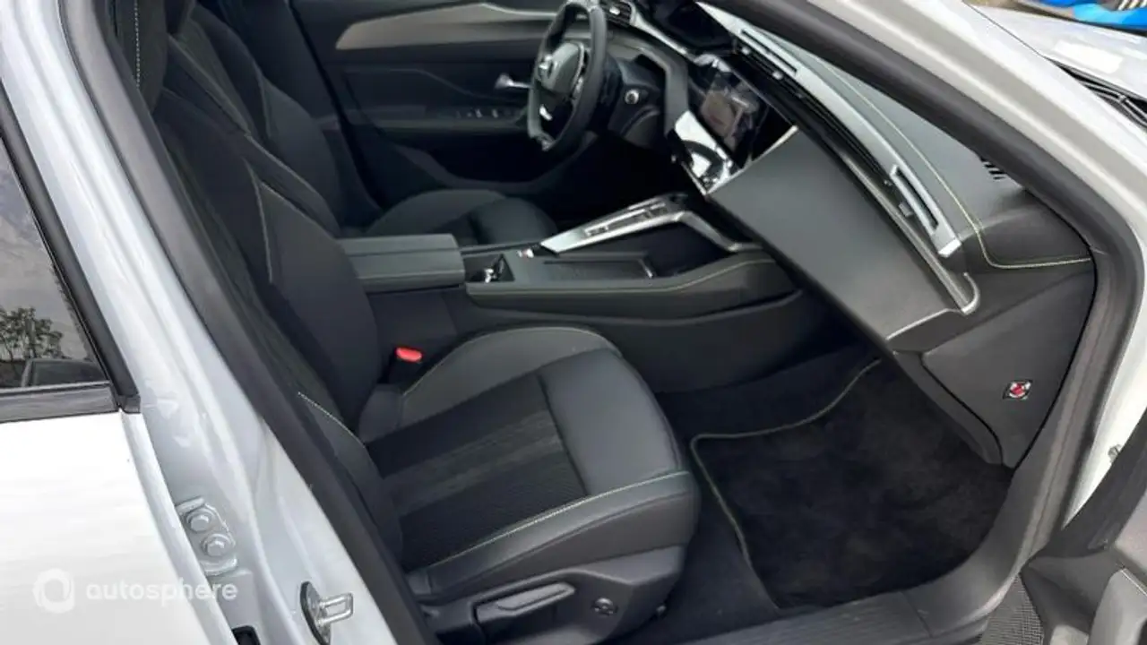 Peugeot 308 2026 — фото 15