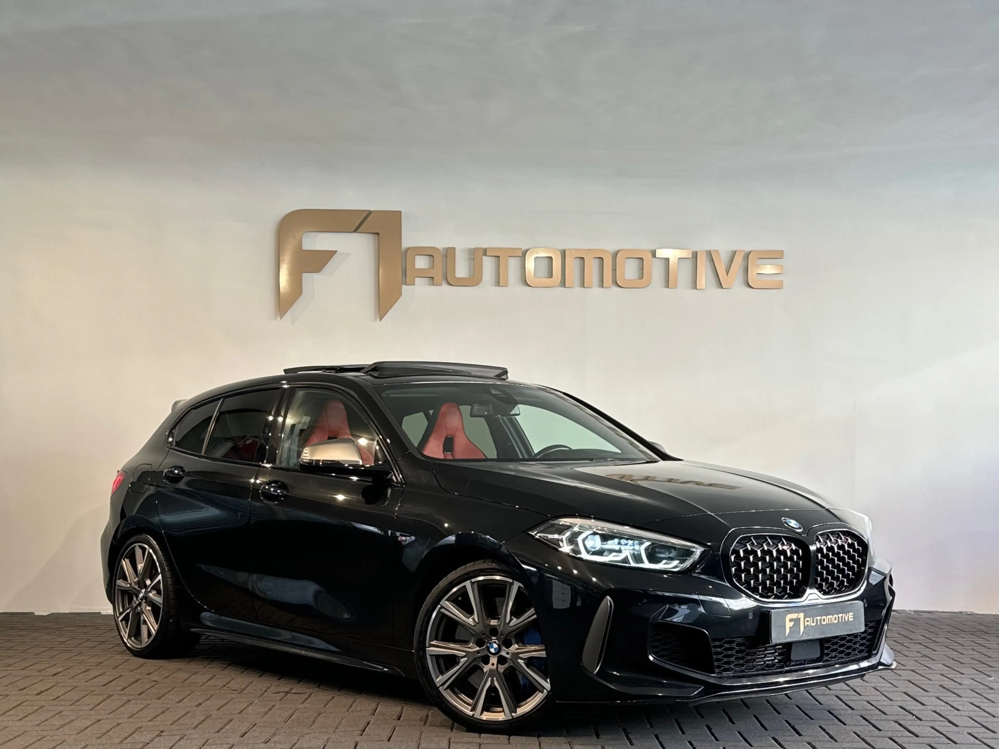 BMW 135 1-serie M135i xDrive Executive Pano|Keyless|Sfeer| — photo 7