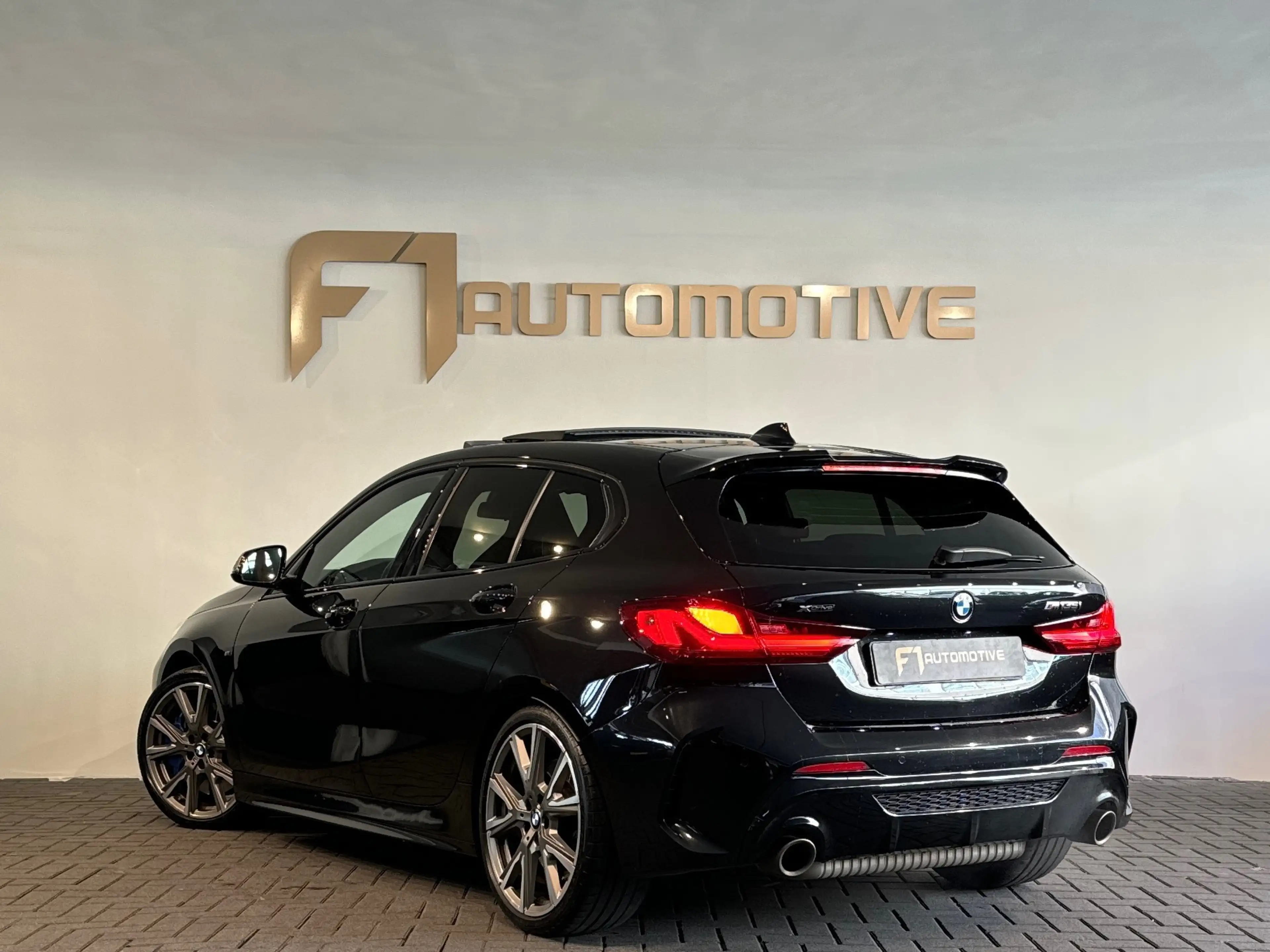 BMW 135 1-serie M135i xDrive Executive Pano|Keyless|Sfeer| — photo 8