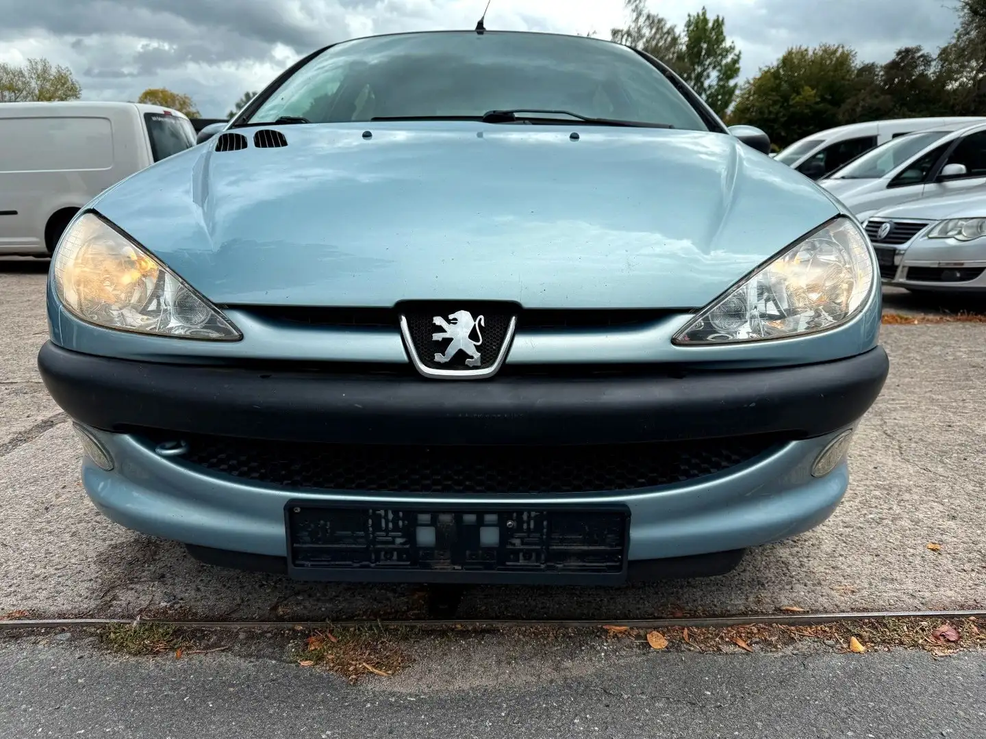 Peugeot 206 Filou TÜV neu Grün - 2
