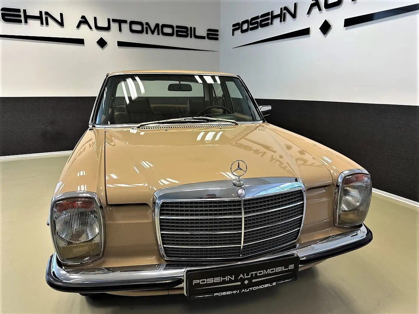 Mercedes-Benz 200 D W115/8 Lim. H-Zulassung Oldtimer Beige - 2