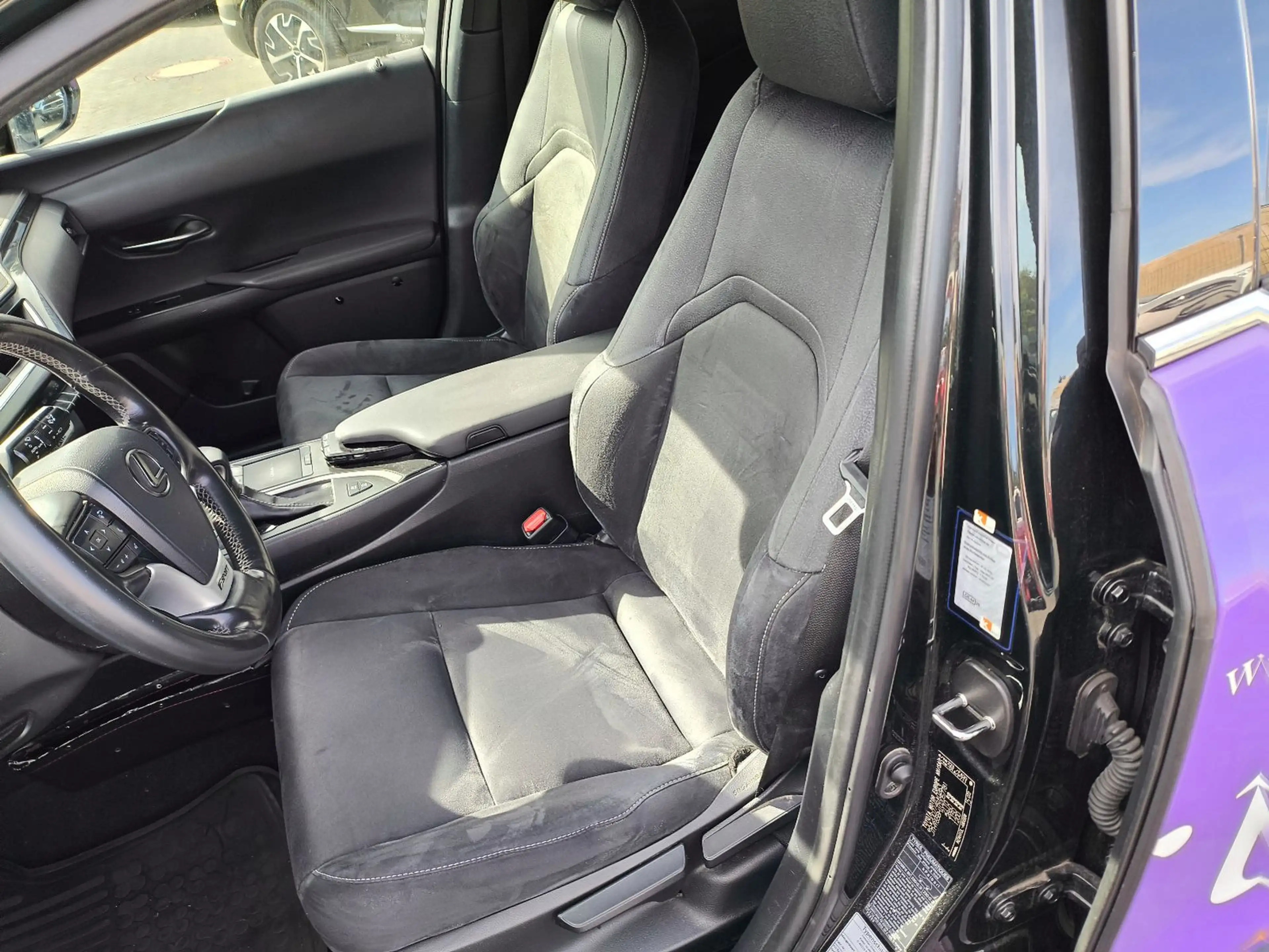 Lexus UX 250h EX TAXI,IST BEIGE FOLIERT,KLIMA,AUTOMAT — photo 15