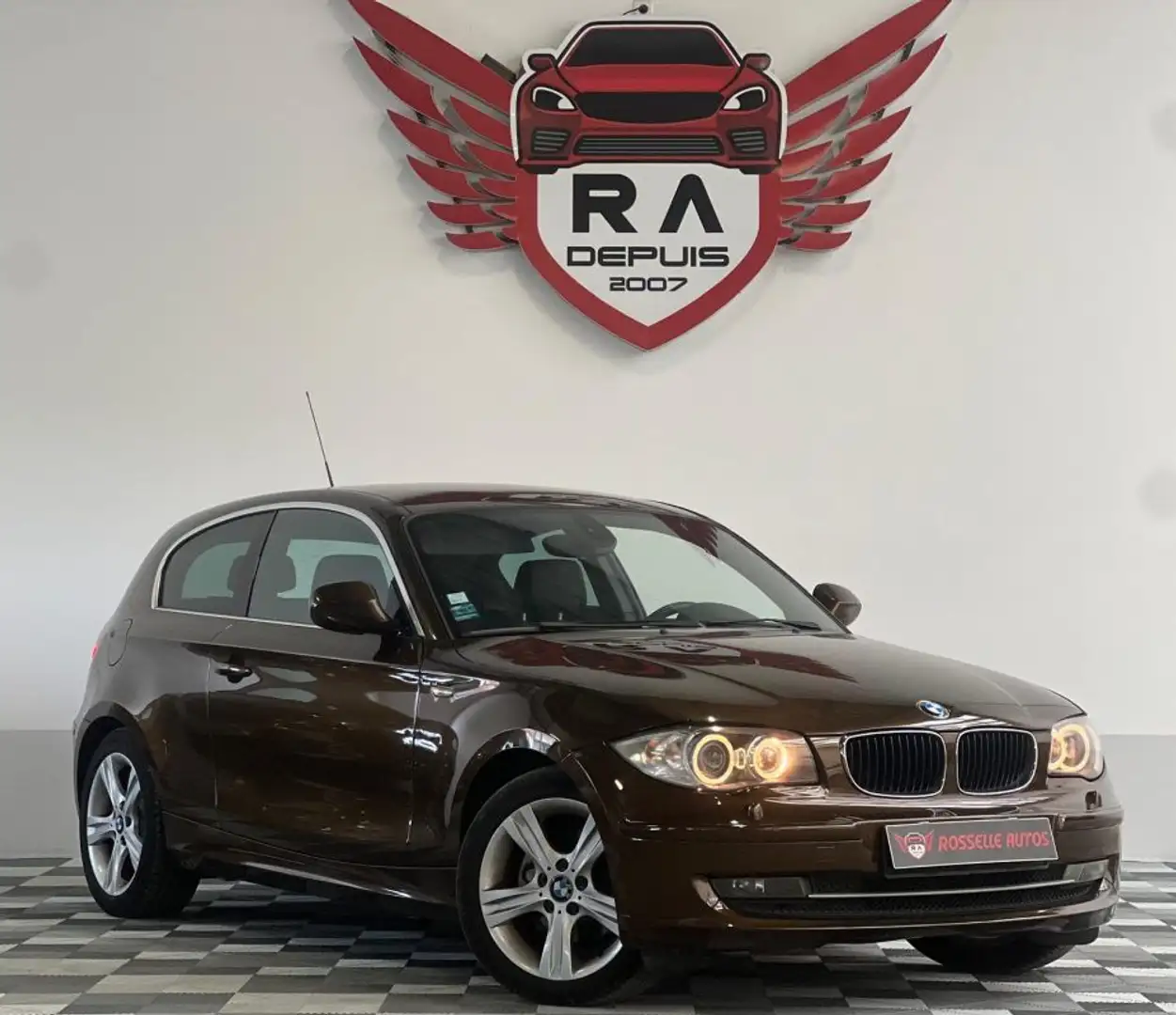 BMW 118 SERIE 118D 143CH Bruin - 1