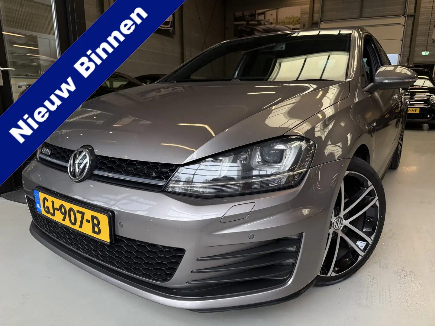 Volkswagen Golf GTD 2.0 TDI Business Edition Clima, Navi, Cruise, Came Gris - 1