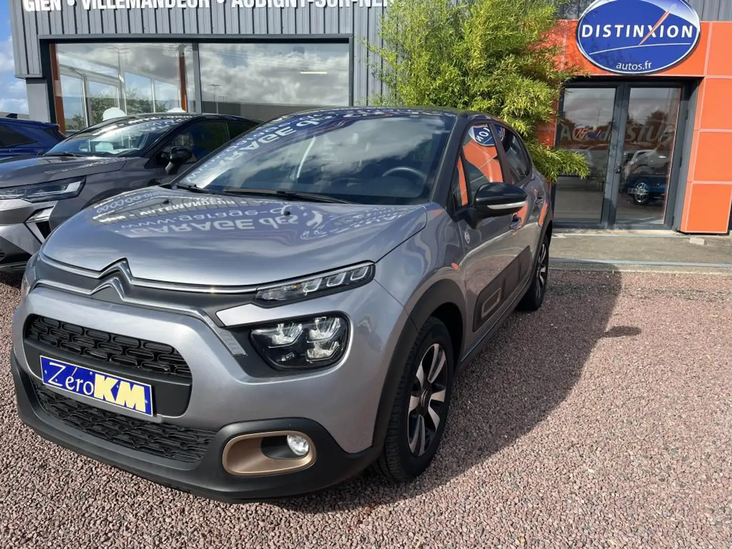 Citroen C3 1.2 12V - 83 S\u0026S C-Series Grau - 2