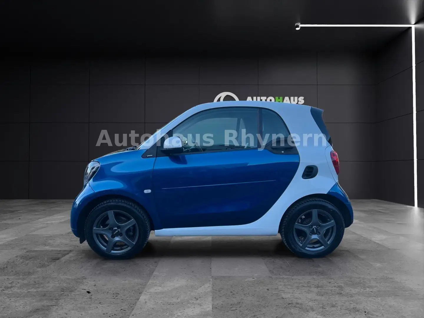 smart forTwo 1.0l 52kW Blau - 2