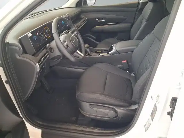 Hyundai Tucson view 19