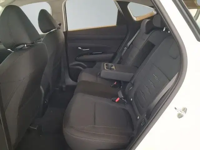 Hyundai Tucson view 20