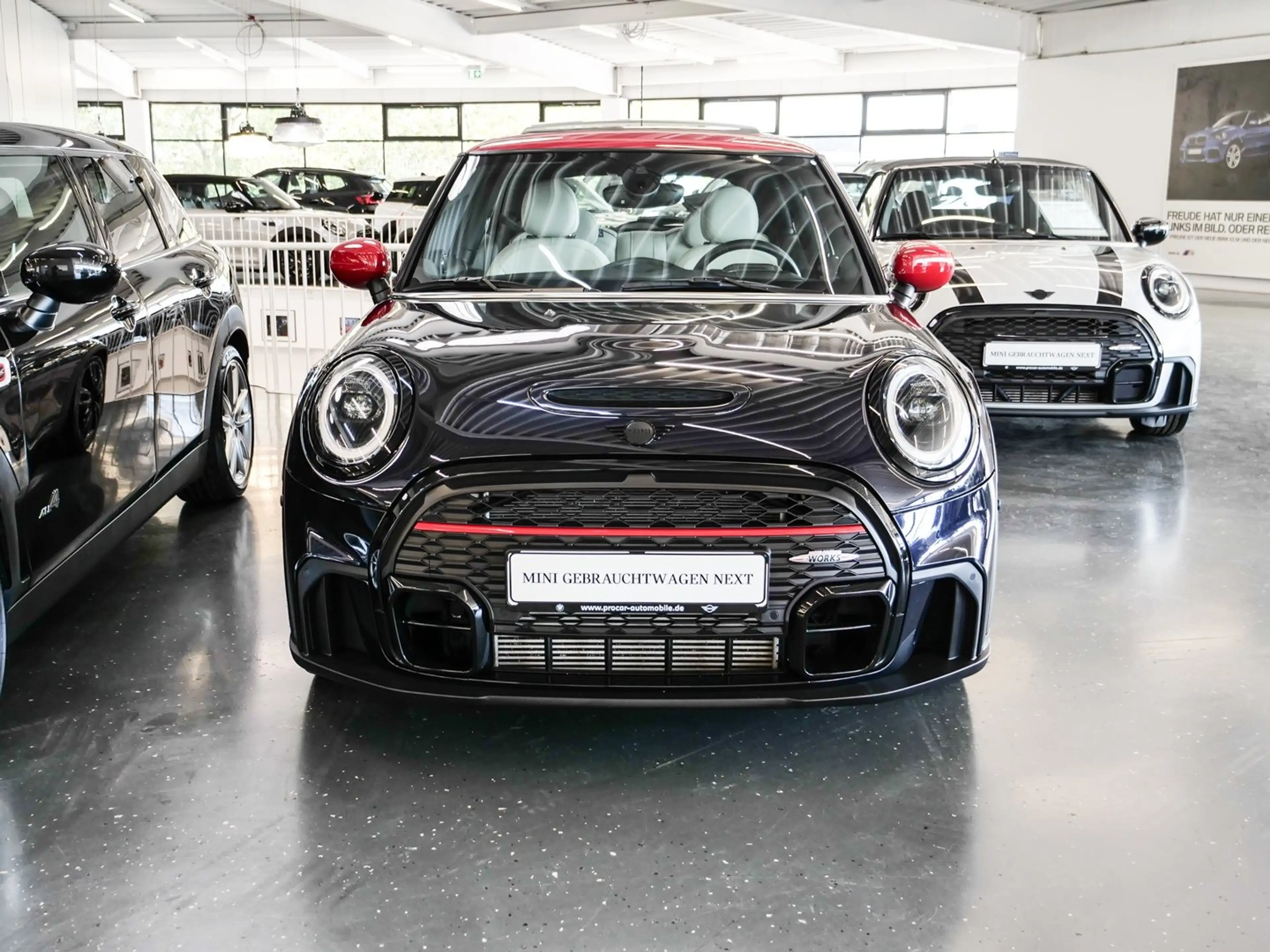 MINI John Cooper Works JCW Trim Aut Nav HuD LED Pano RFK 17" — photo 3