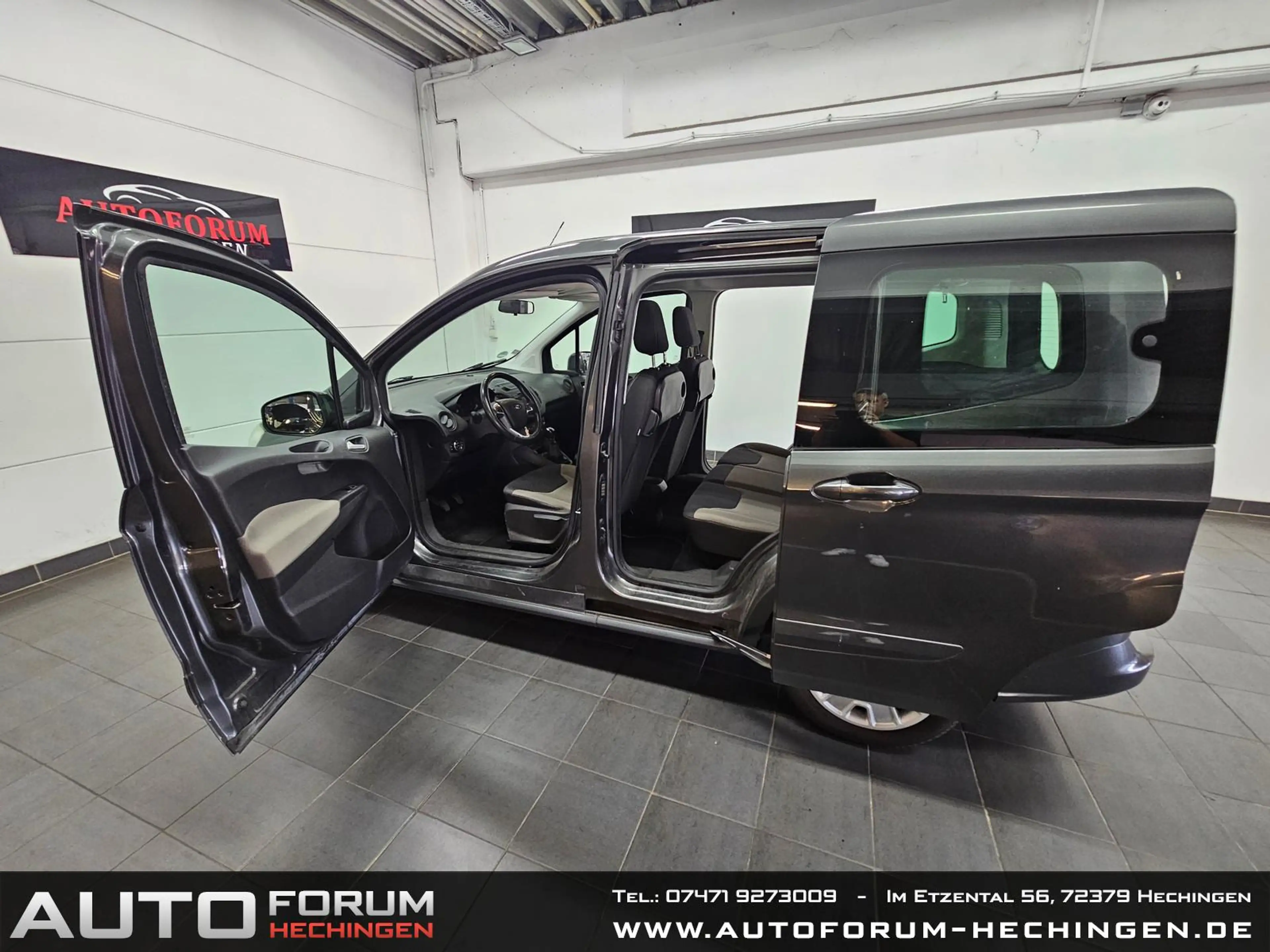 Ford Tourneo Courier Ecoboost Trend — photo 10