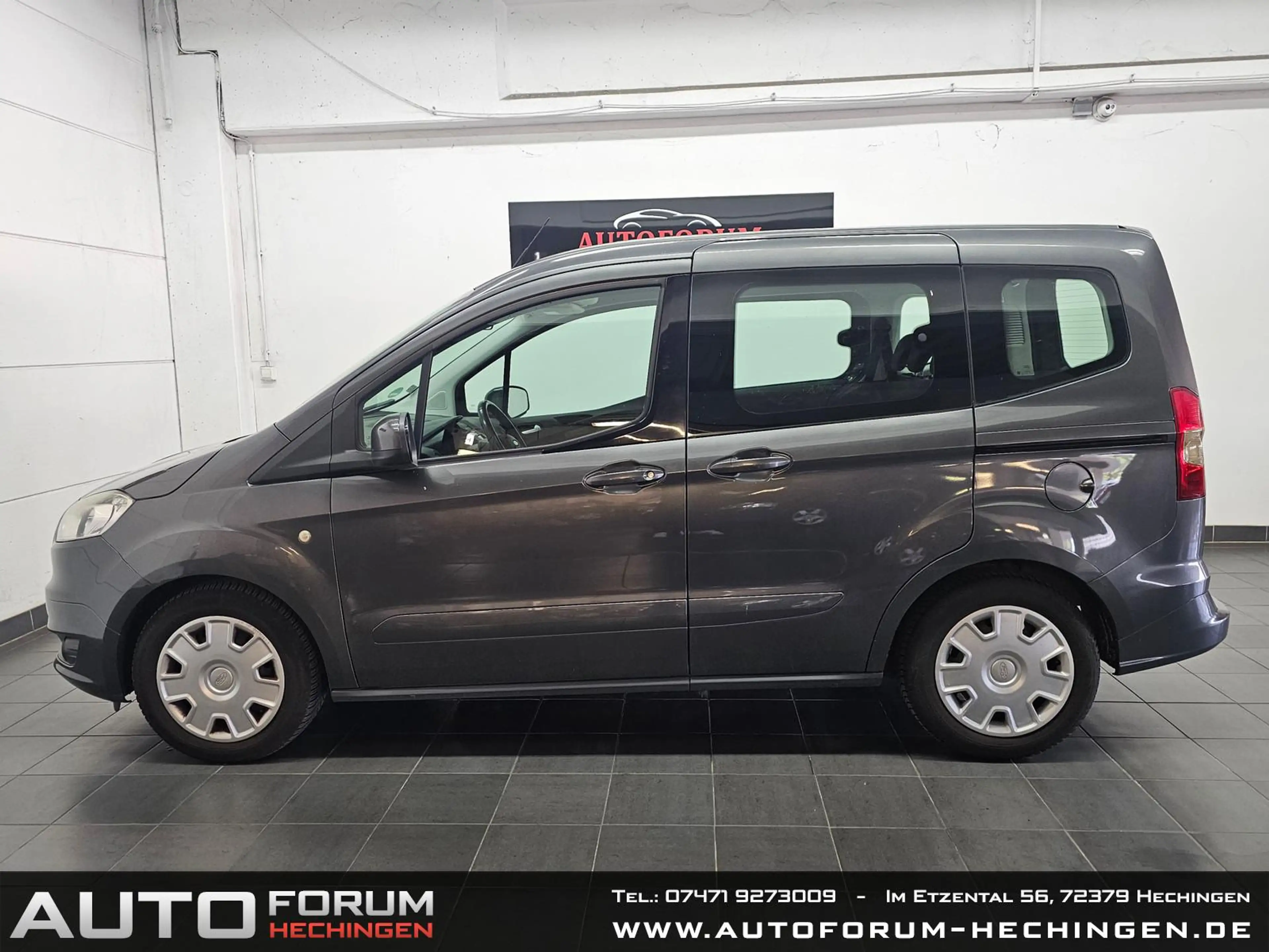 Ford Tourneo Courier Ecoboost Trend — photo 11