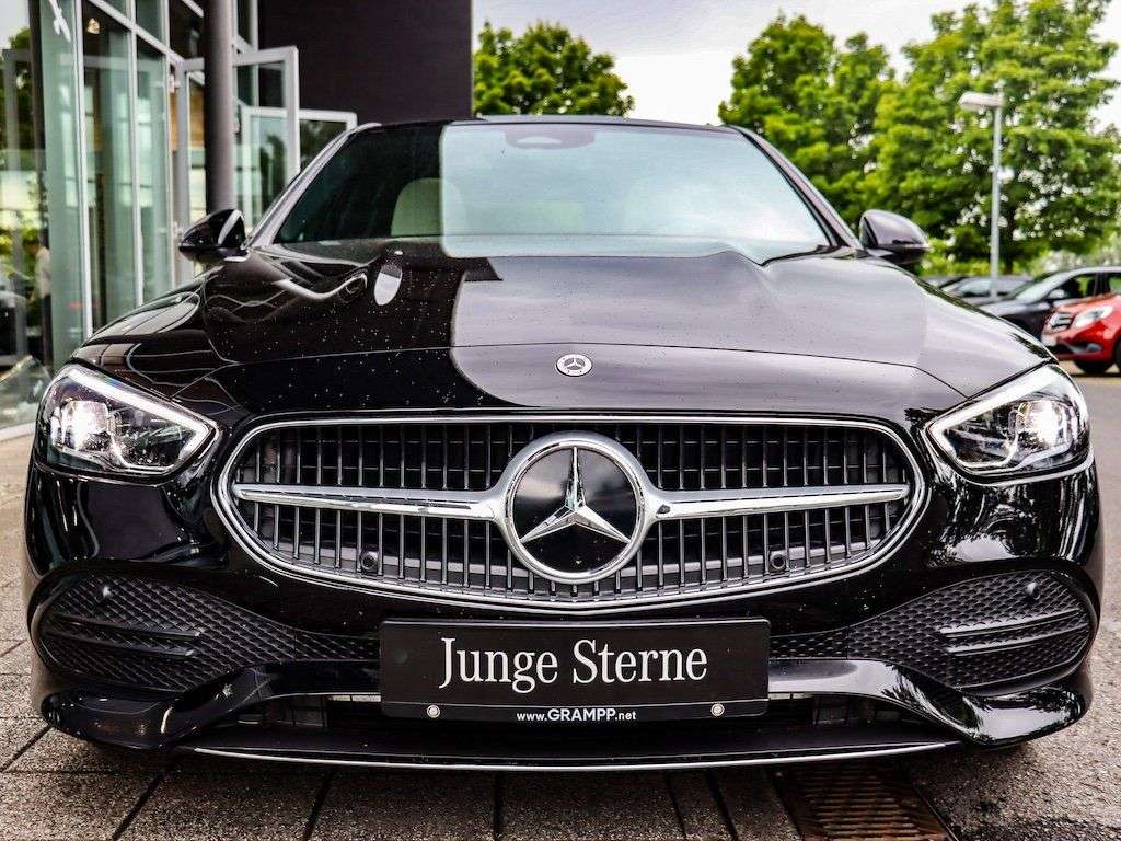 Mercedes-Benz C 220