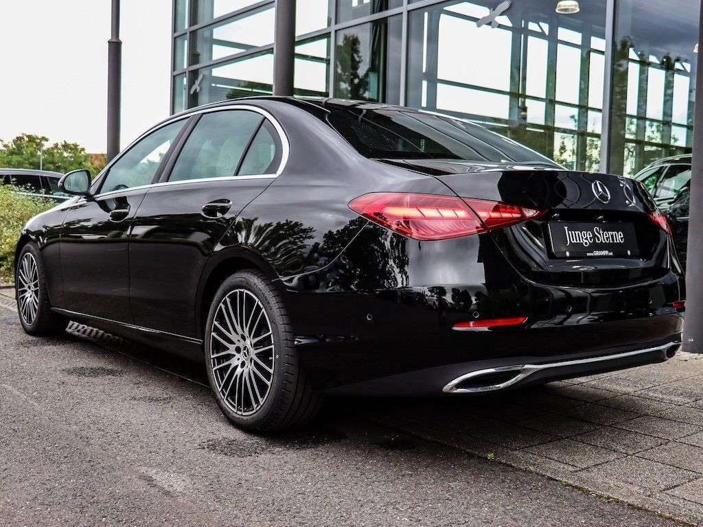 Mercedes-Benz C 220