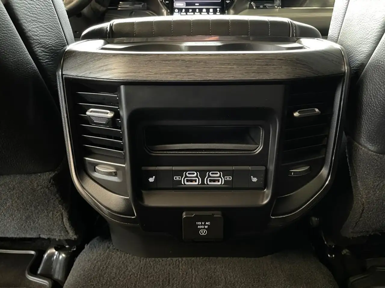 RAM 2500 photo RAM 2500