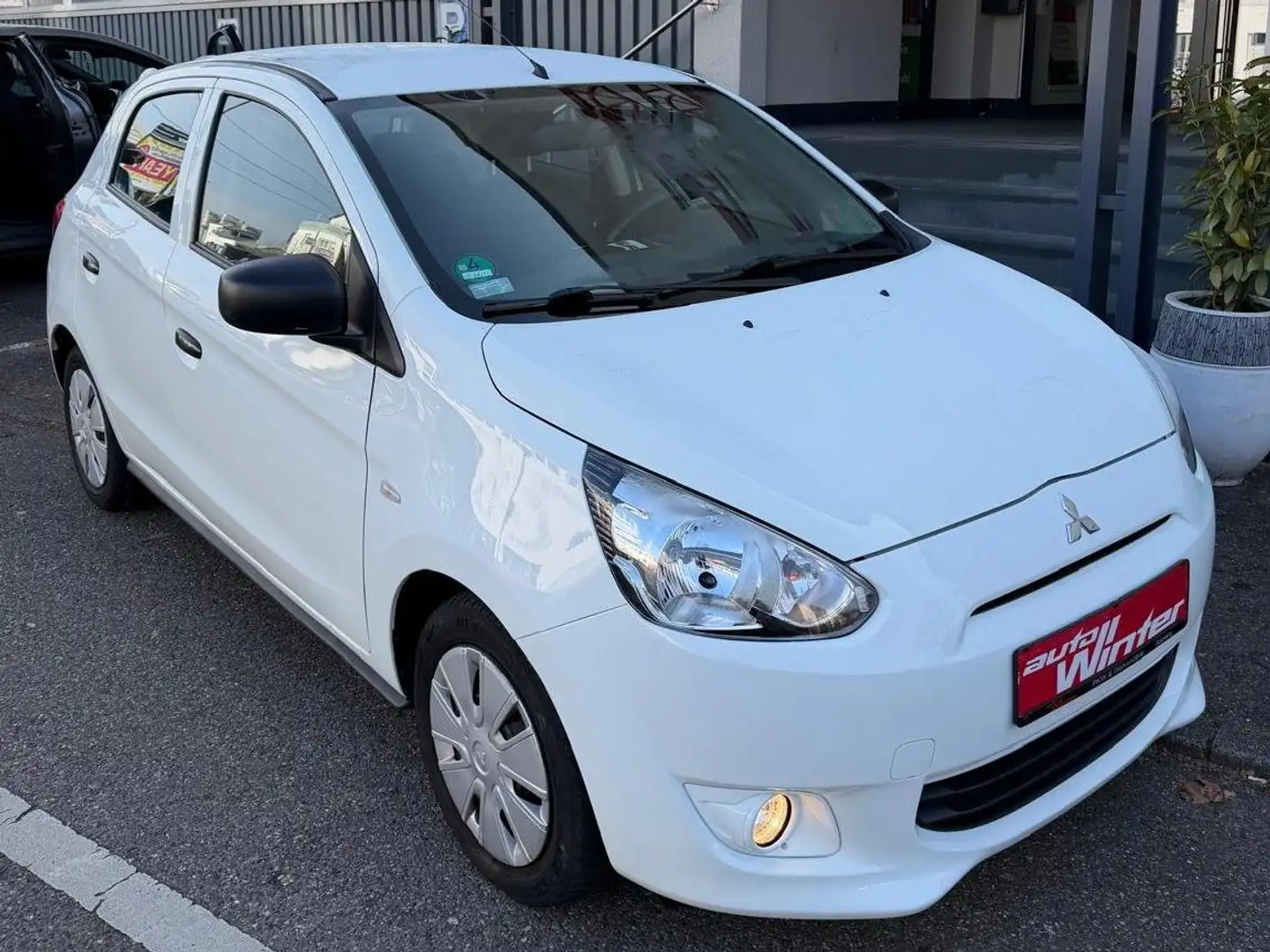 Mitsubishi Space Star Space Star 1.0 Clear Tec Light Weiß - 1