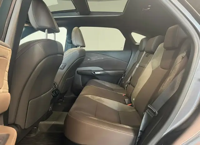 Lexus RX view 6