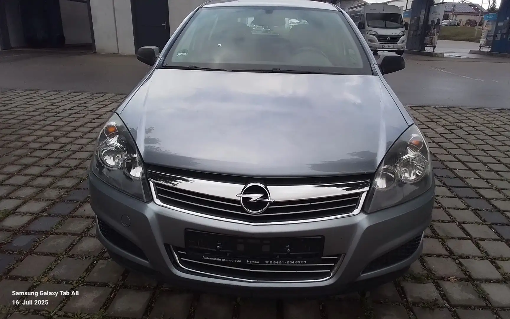 Opel Astra H Lim. Silber - 2