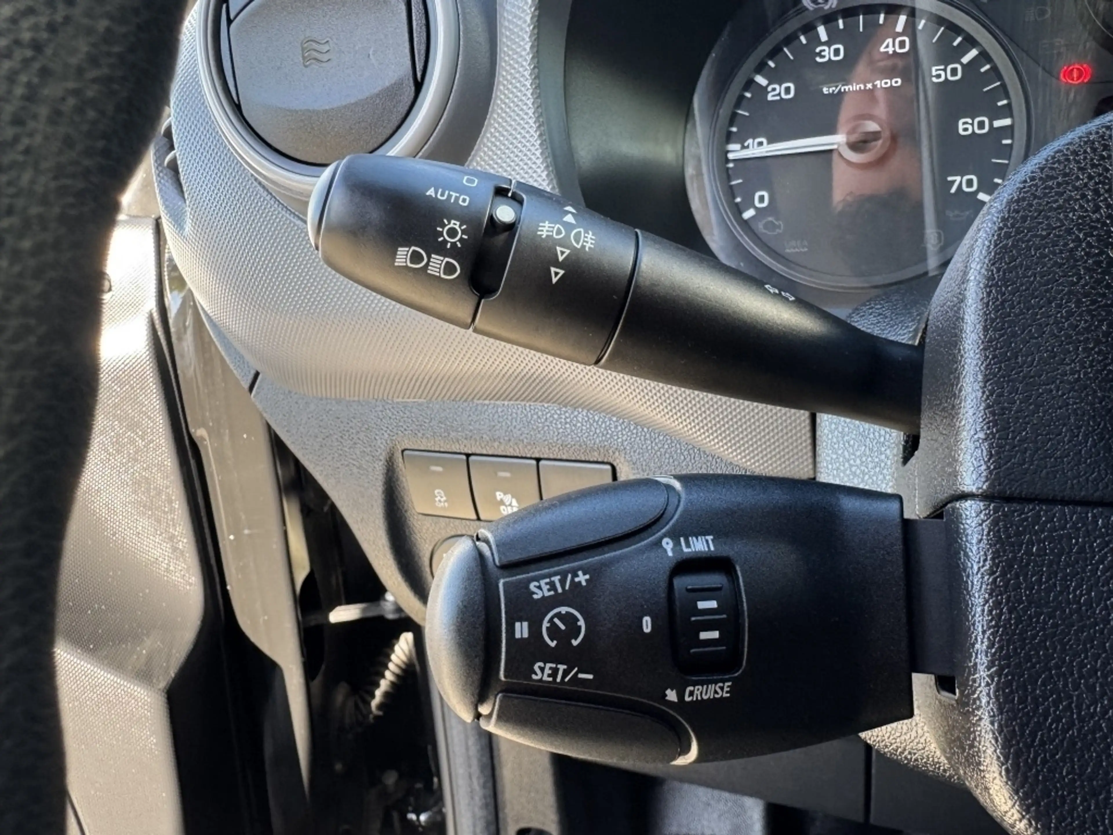 Peugeot Partner 120 1.6 BlueHDi L1PP — photo 13