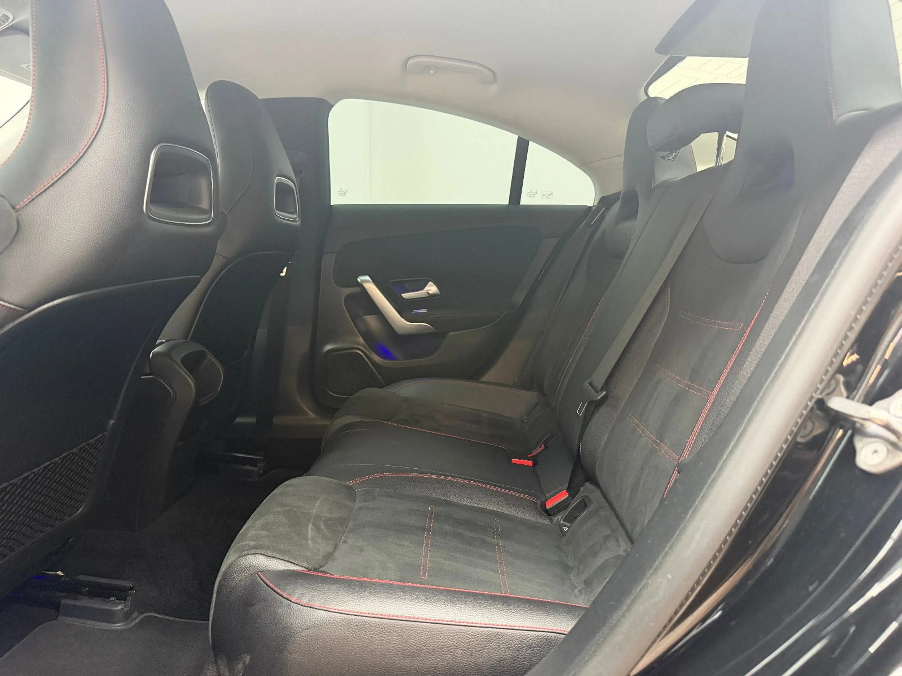 Mercedes-Benz CLA 220 AMG LINE / WIDESCREEN / KAMERA — photo 14