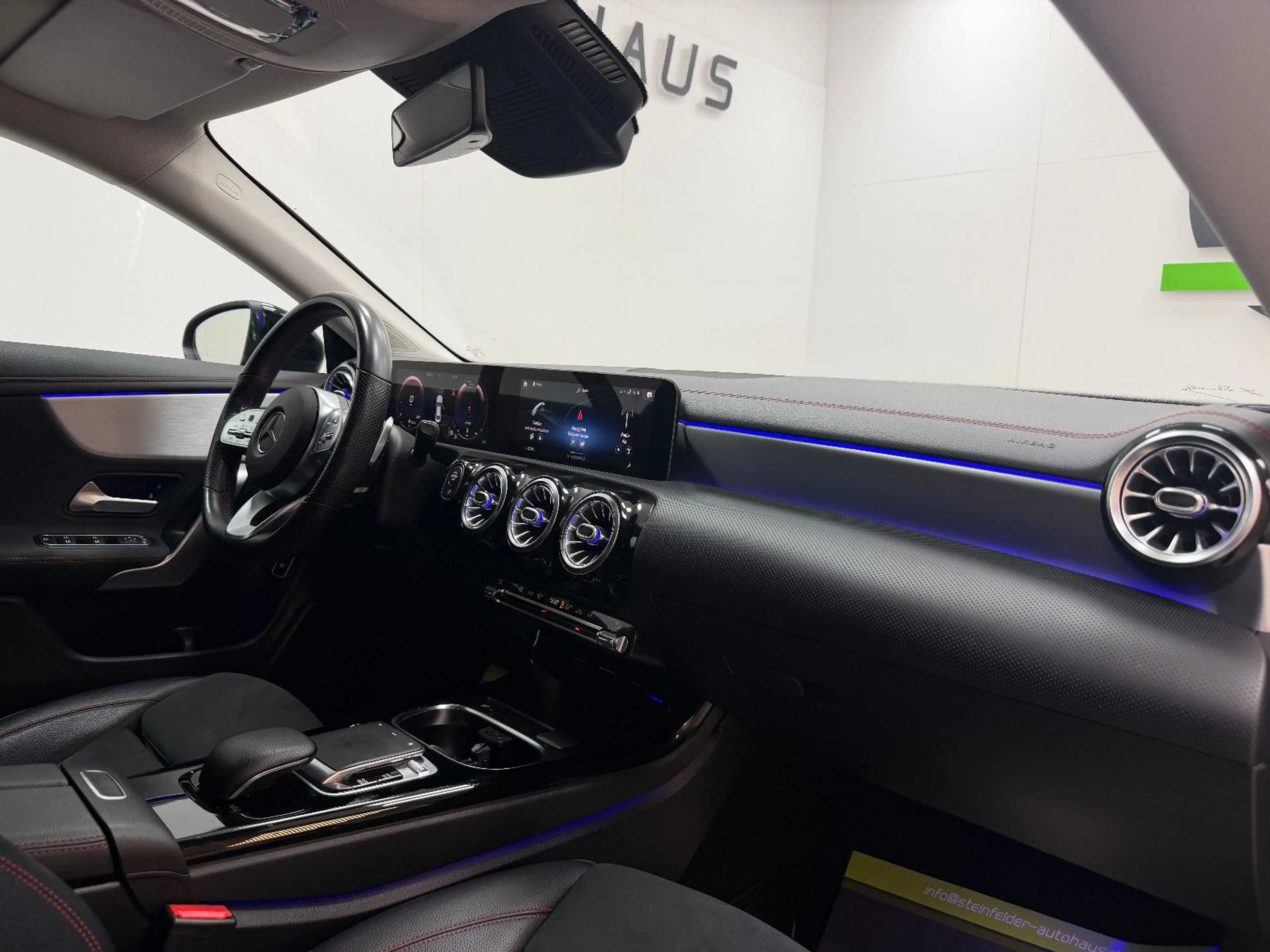 Mercedes-Benz CLA 220 AMG LINE / WIDESCREEN / KAMERA — photo 11