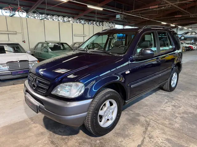 Mercedes-Benz ML 230 Mercedes Benz ML 230 ‼️ Fantastischer Zustand 1.HD / 61tkm 4X4‼️