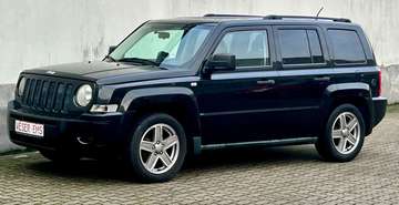 Jeep Patriot Sport 2.4 4x4 Klima SHZ ZV AHK Alu