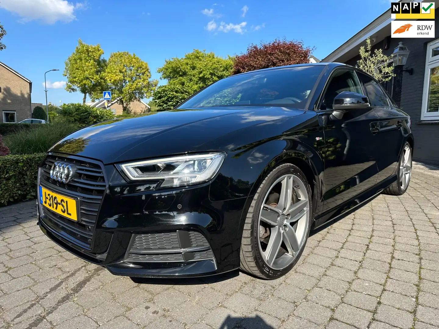 Audi A3 Limousine 35 TFSI S-Line, B&O, Digitale Cockpit Zwart - 1