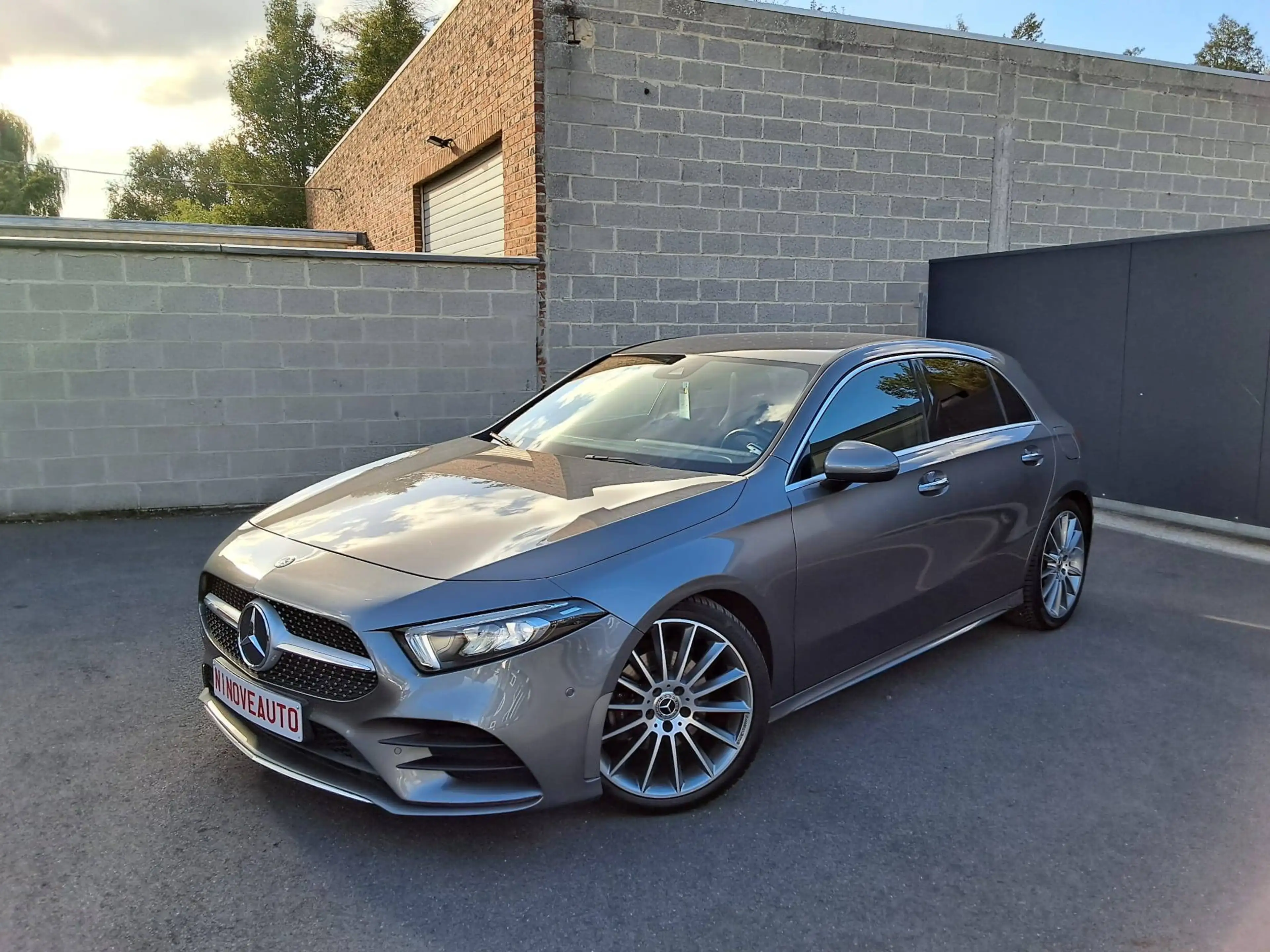 Mercedes-Benz A 200 AMG AUTOMAAT CARPLAY CAMERA 360°AIRCO CRUISE* — photo 2