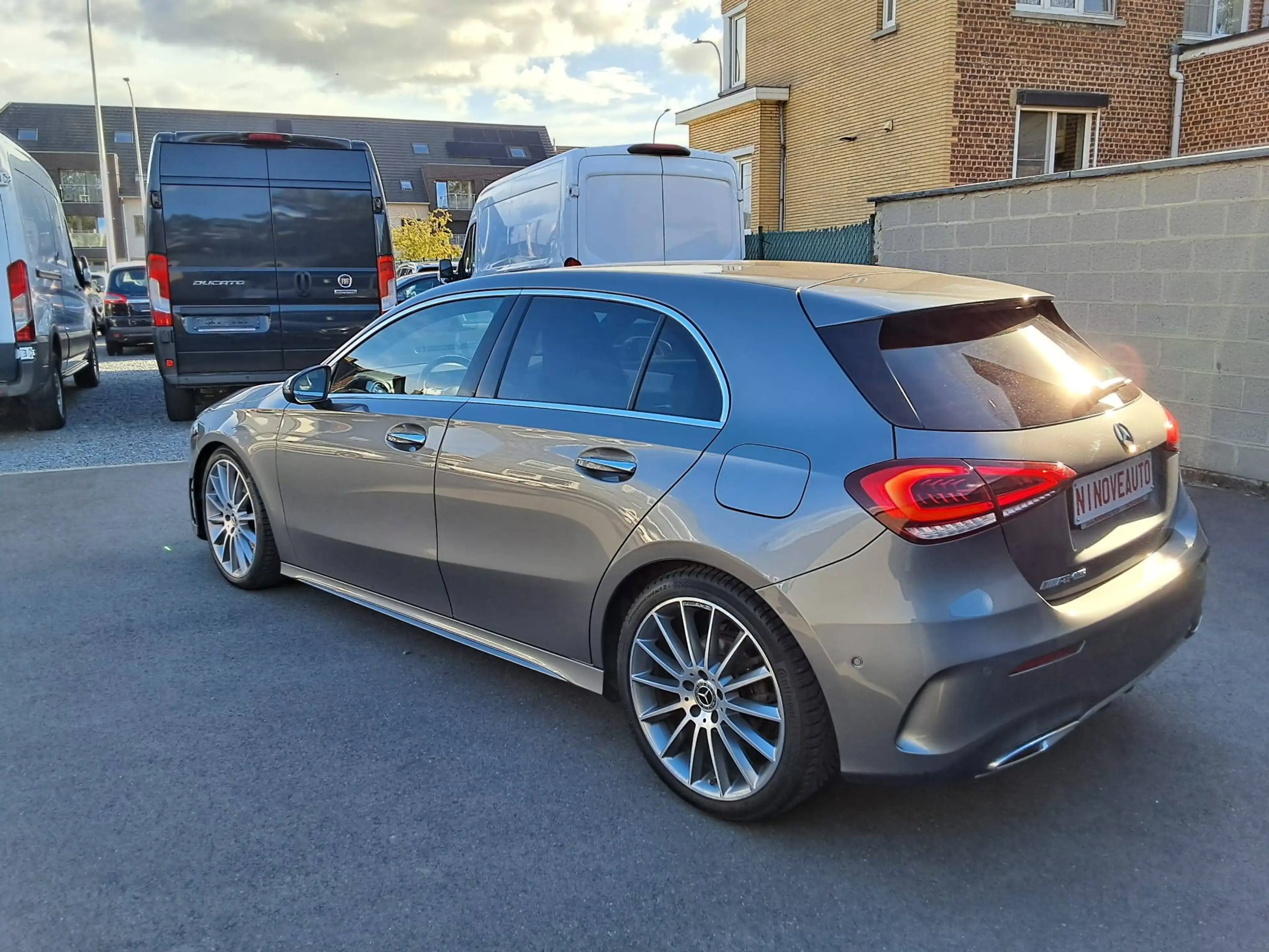 Mercedes-Benz A 200 AMG AUTOMAAT CARPLAY CAMERA 360°AIRCO CRUISE* — photo 3