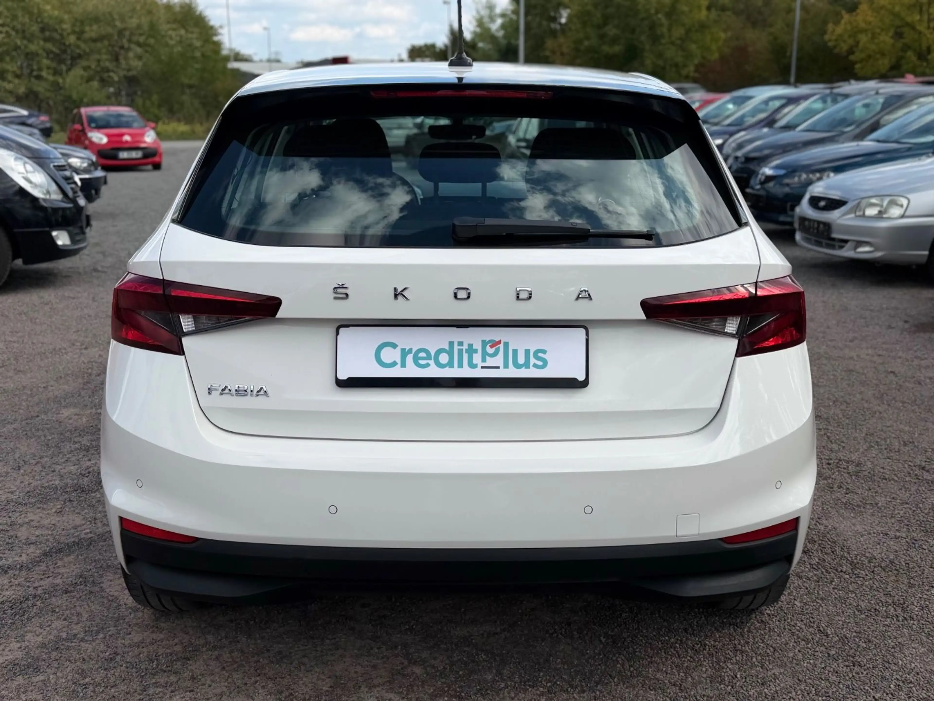 Skoda Fabia Ambition|LANE|TEMP|APPLECAR|PDC|KLIMA|LED — photo 4